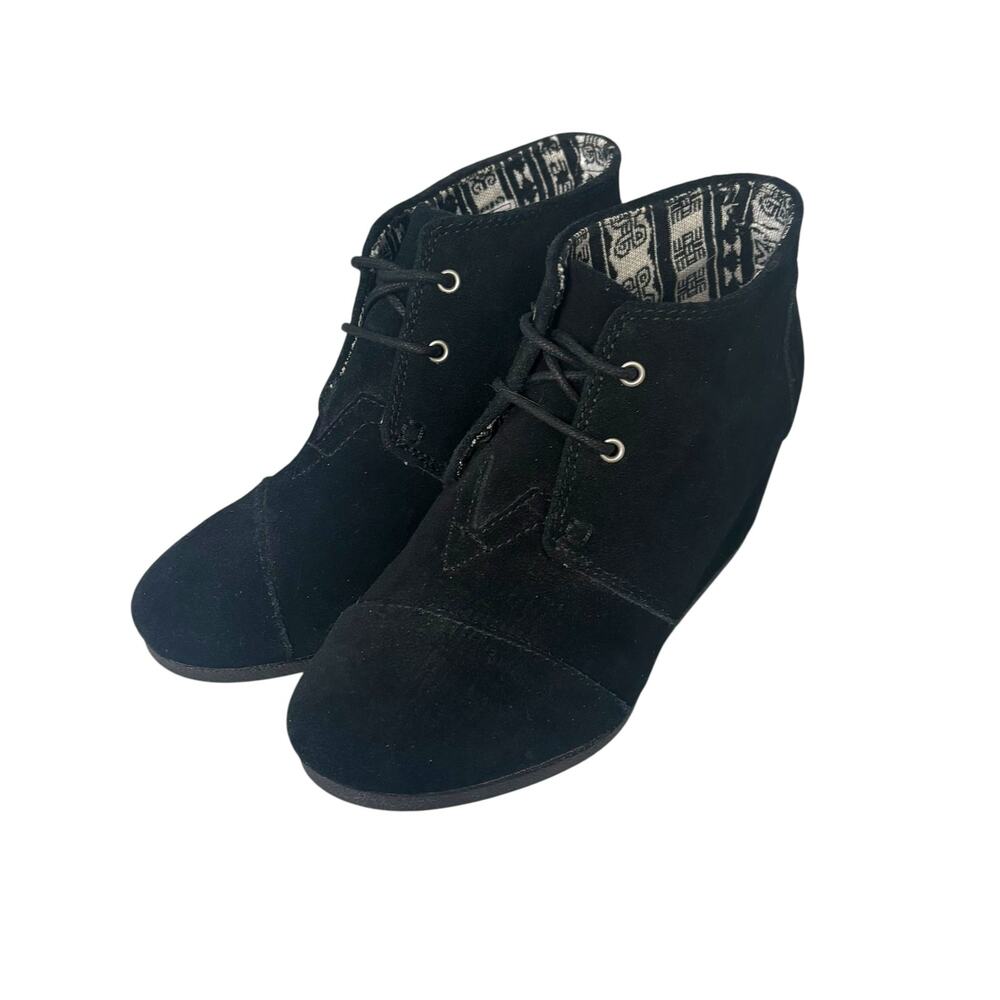 Toms Women’s Desert Wedge Suede Boots Booties Size 7.5 Black Nubuck Lace Up